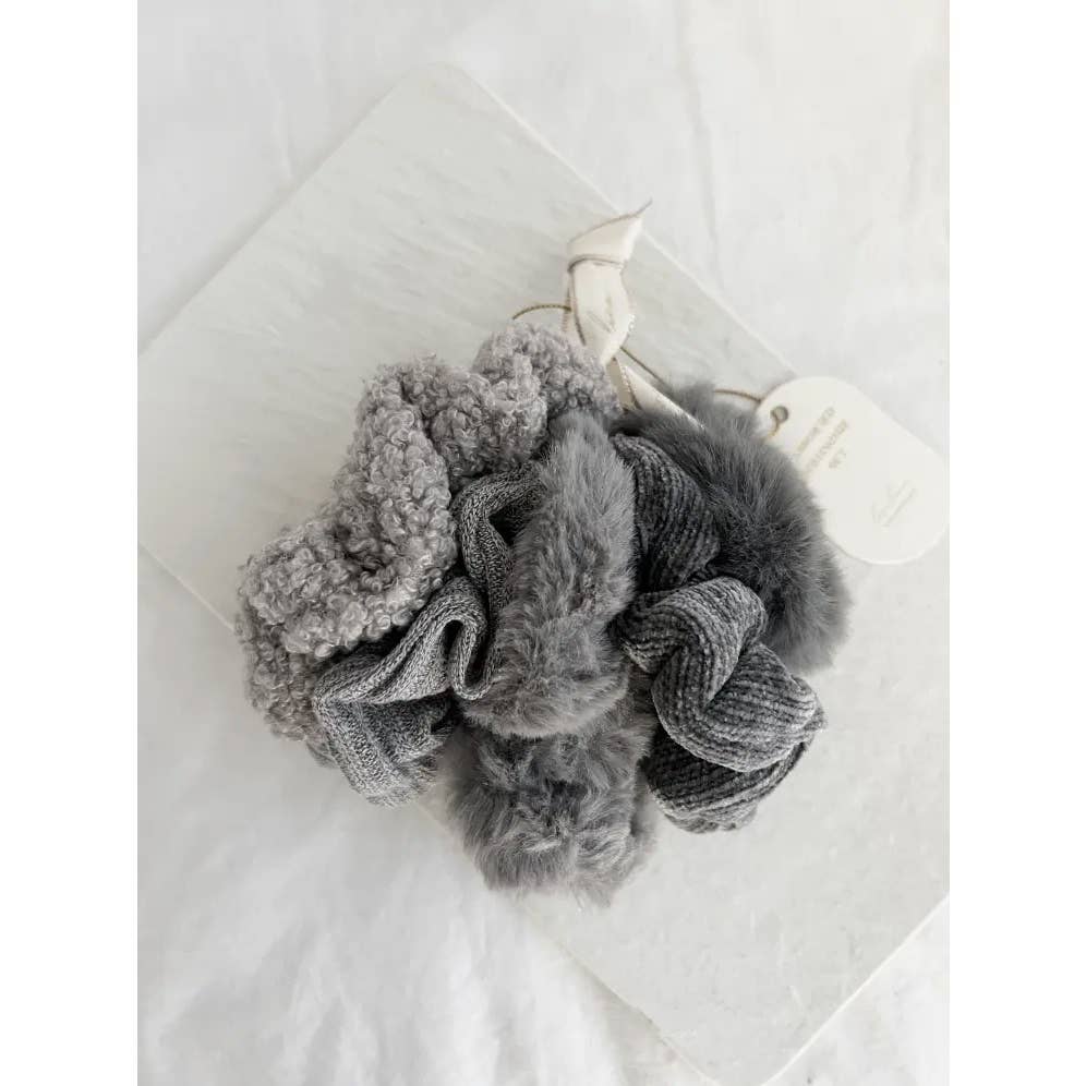 VELVET SOFT SCRUNCHIES SET - GABI: MAUVE, ONE SIZE