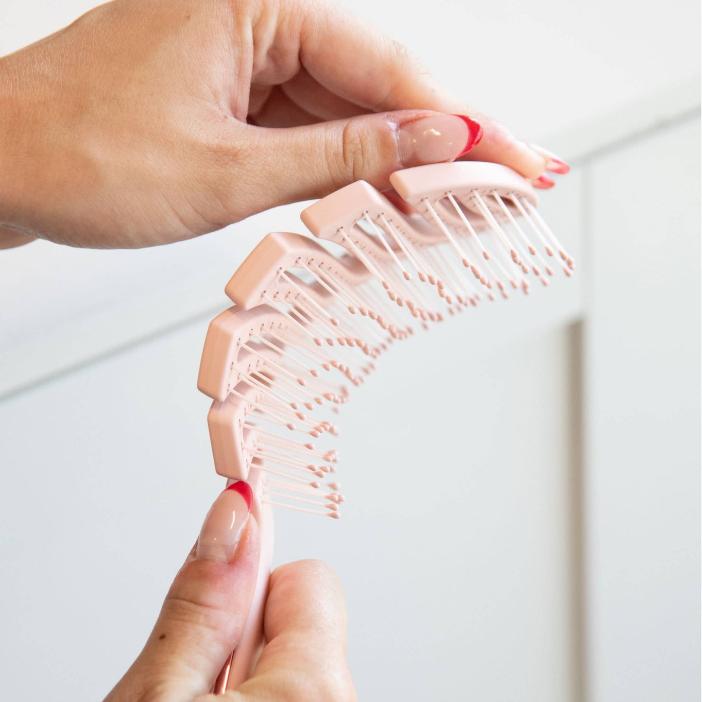 FRAMAR Flex Brush For Hair, Vented Hair Brush Detangler Rosé