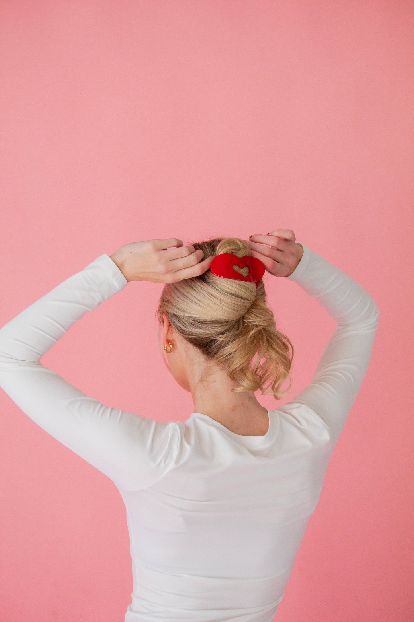 Flat Heart Claw Clip: Red