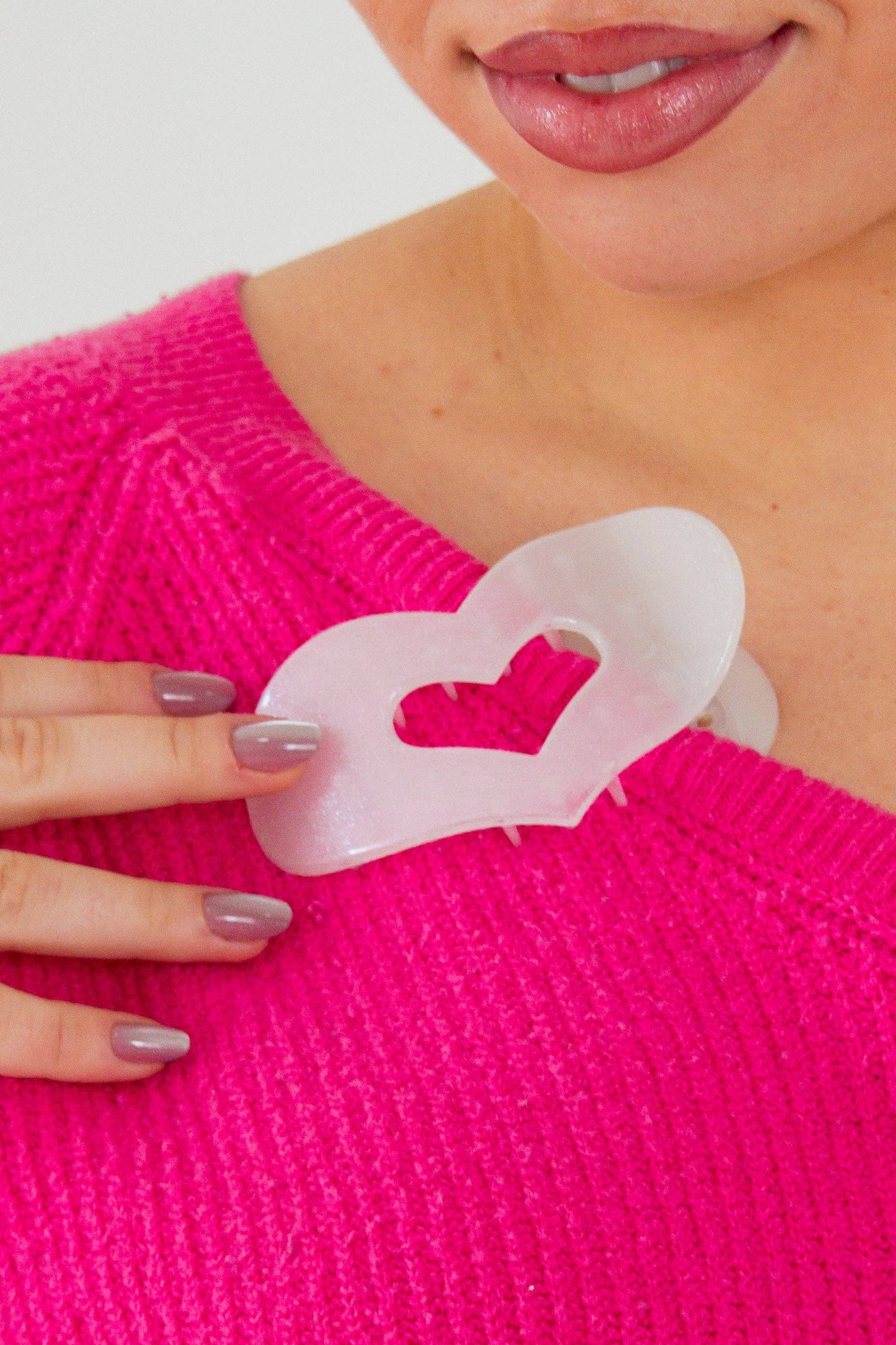 Flat Heart Claw Clip: Red